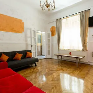 budapestapartment9.inbudapesthotels.com/